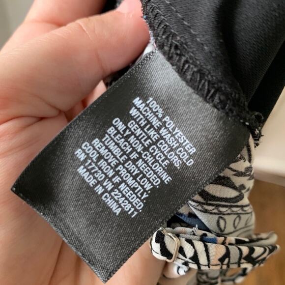 Mossimo patterned black & white & blue & cream romper - Picture 7 of 7